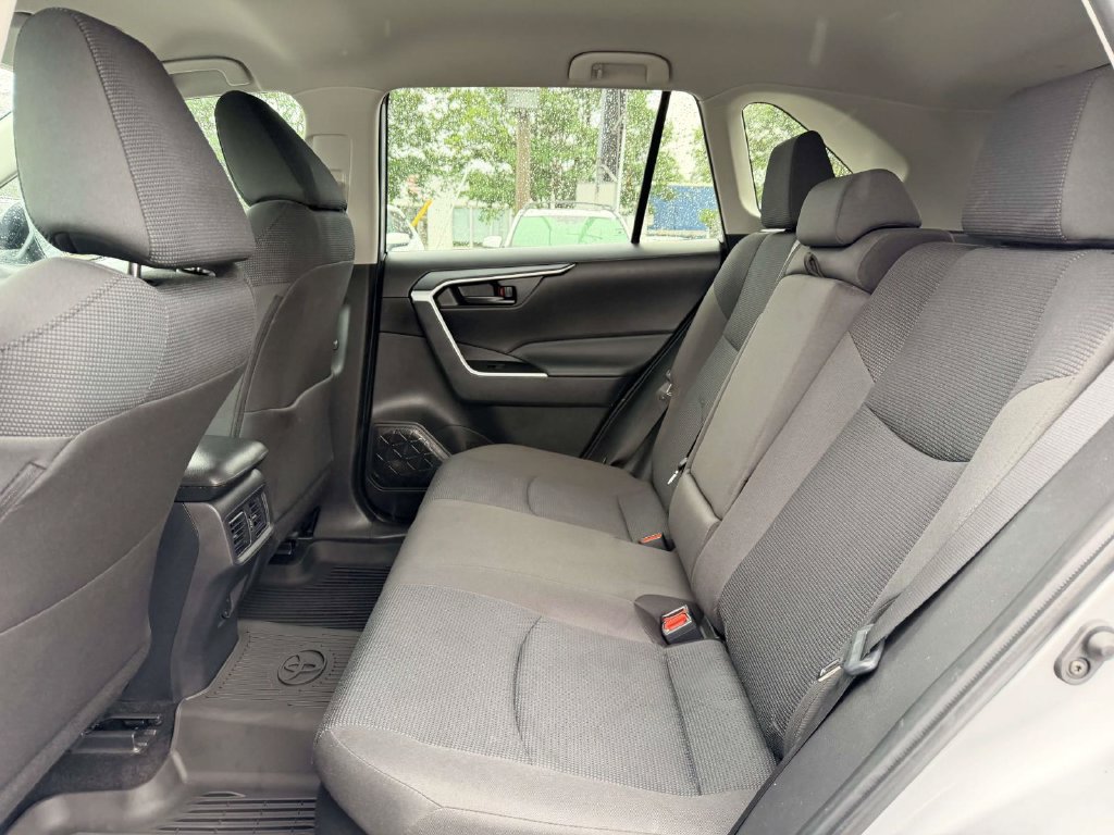 Certified 2025 Toyota RAV4 LE AWD/4WD image 16
