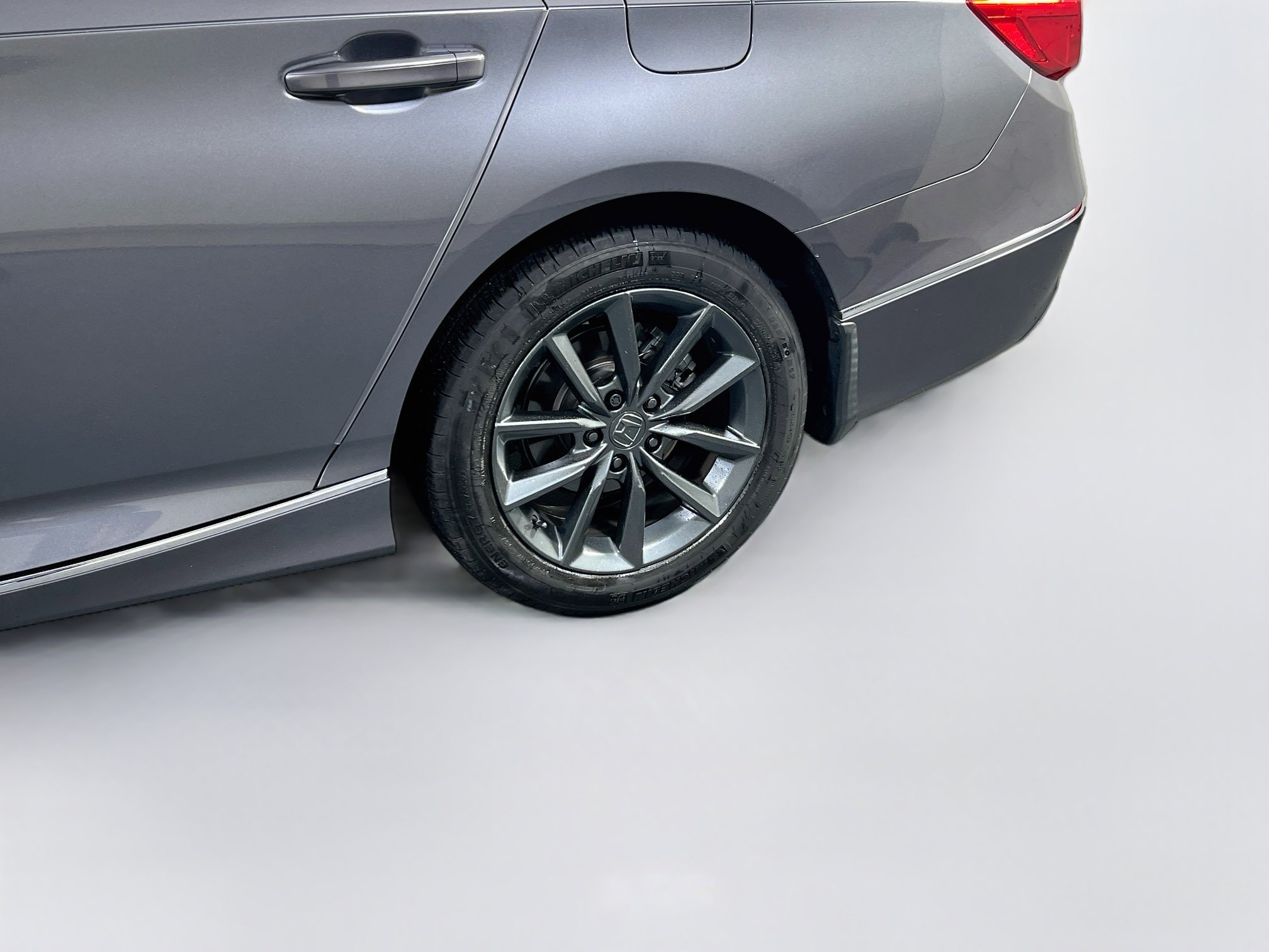 Used 2021 Honda Accord EX-L image 30