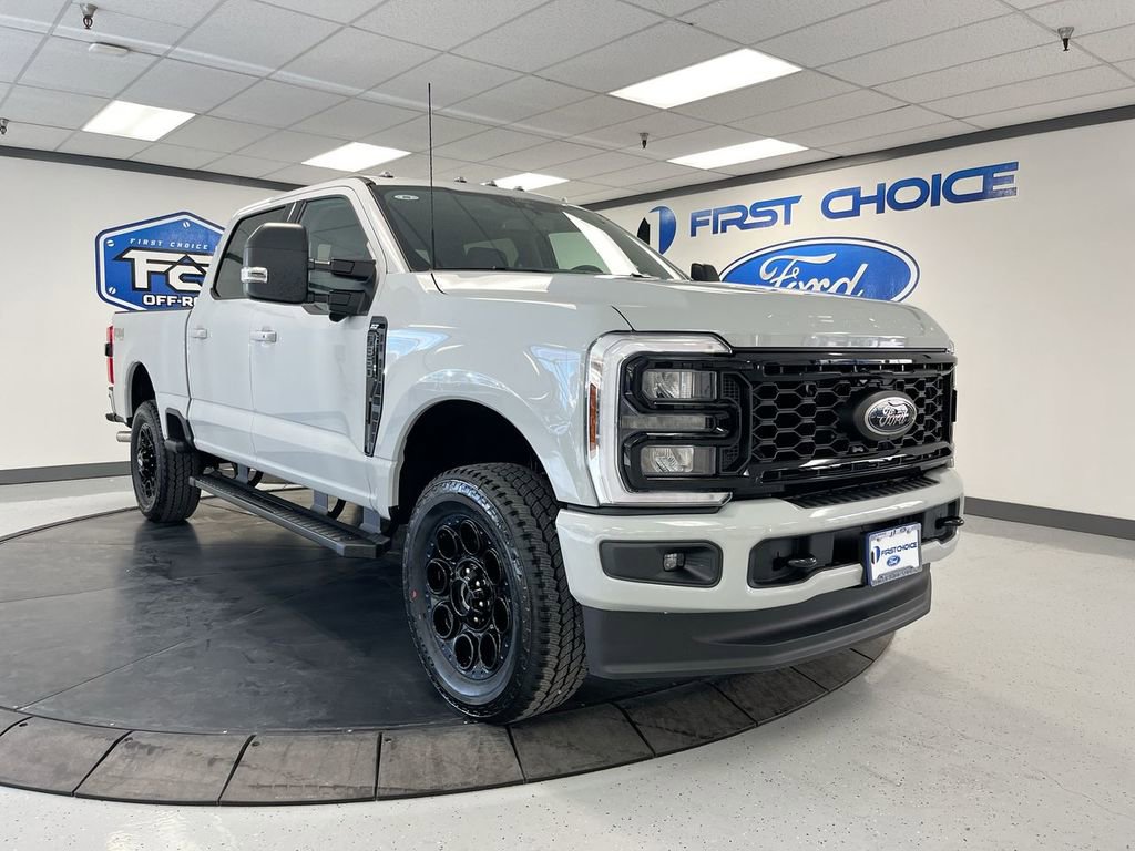 New 2026 Ford F350 XLT w/ XLT Premium Package AWD/4WD image 2