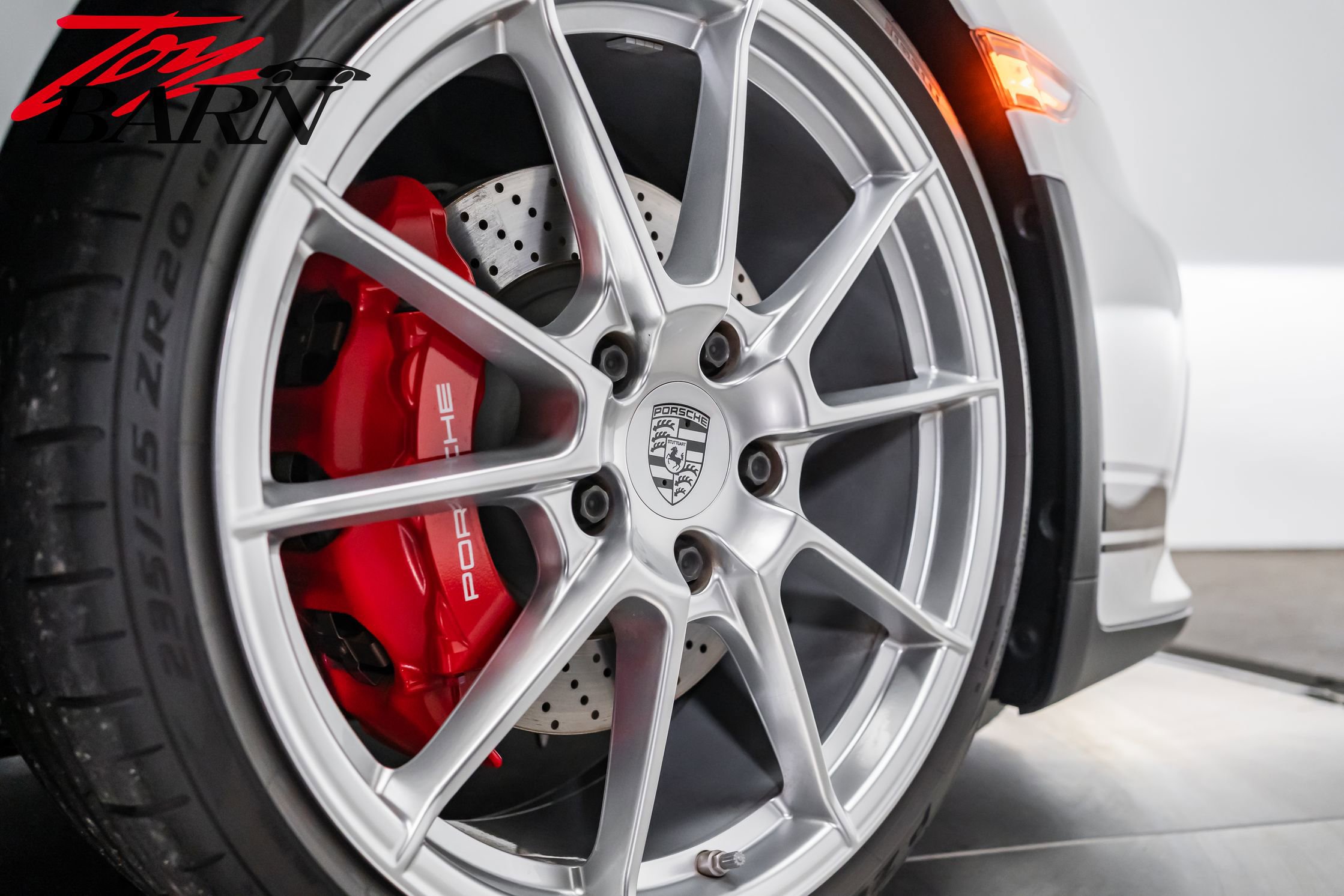 Used 2016 Porsche Boxster Spyder RWD image 23