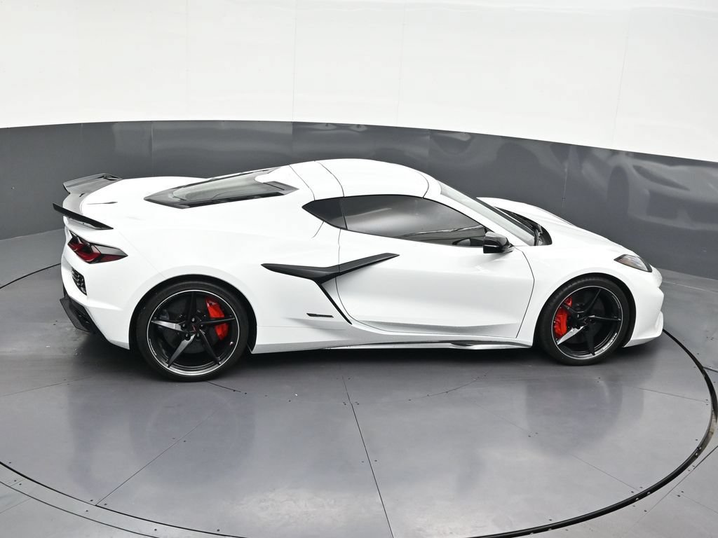 Used 2025 Chevrolet Corvette E-Ray AWD/4WD image 20