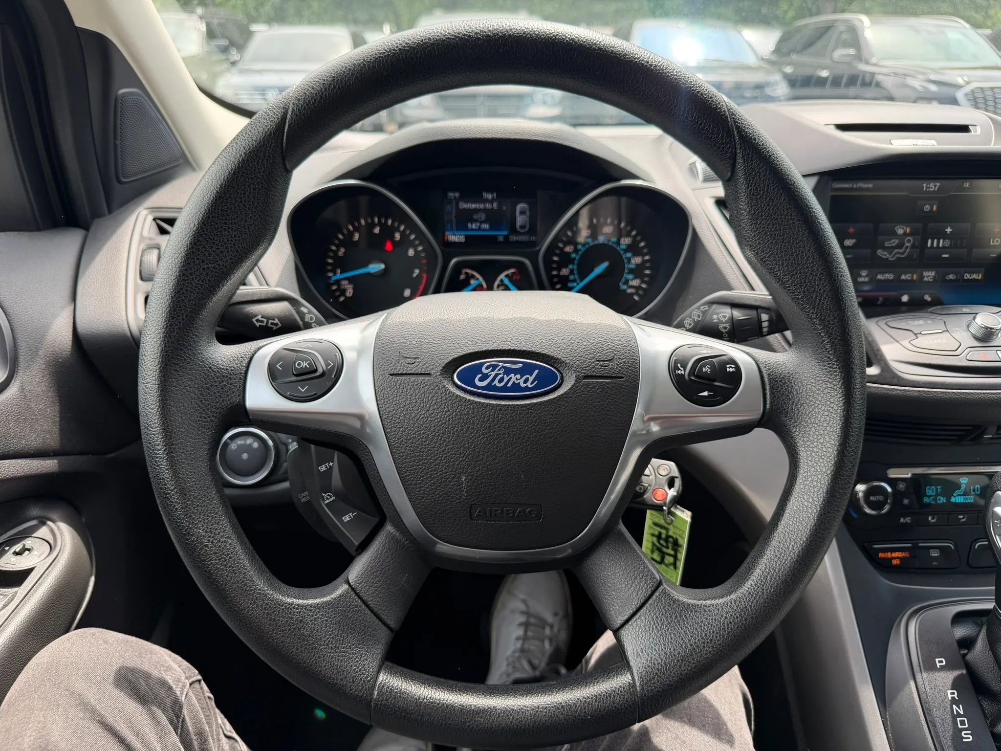 Used 2015 Ford Escape SE w/ Equipment Group 201A FWD image 15
