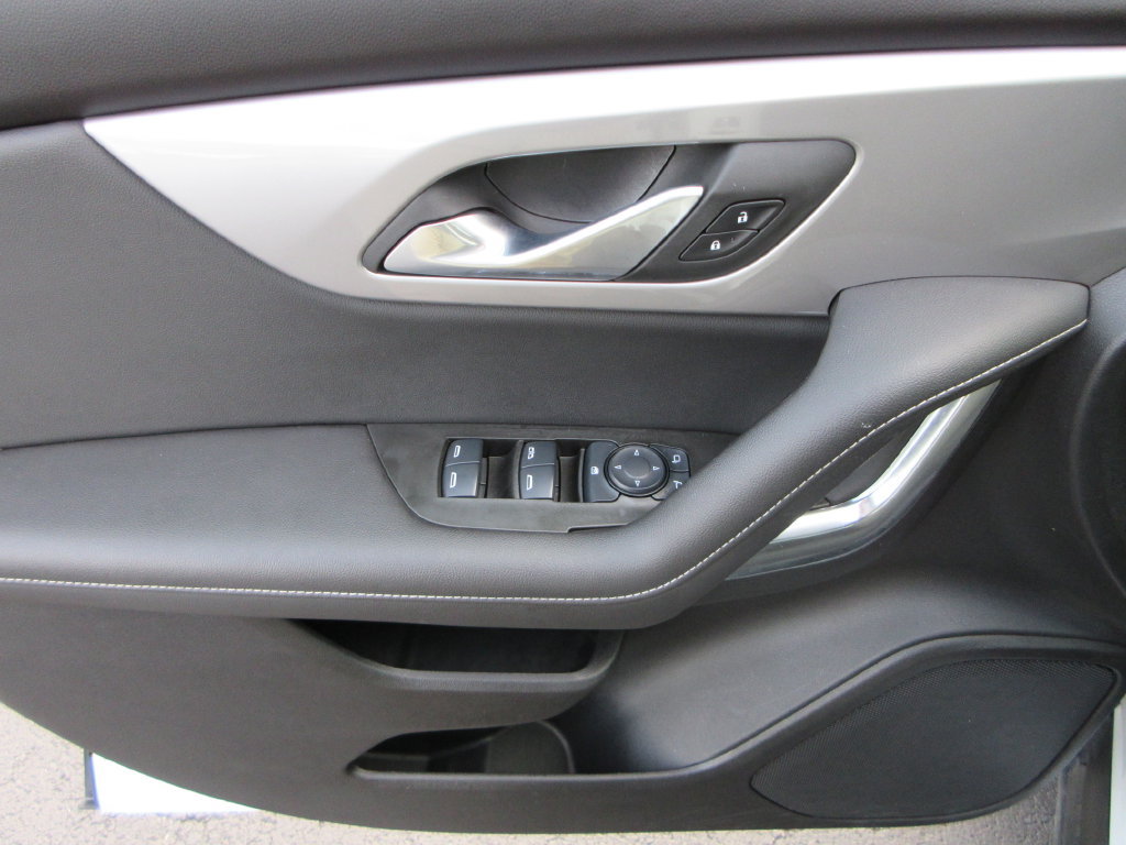 Used 2024 Chevrolet Blazer LT w/ LPO, Floor Liner Package FWD image 21