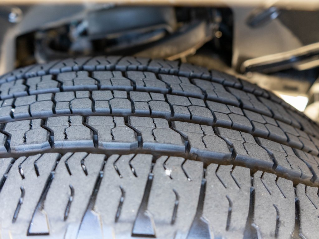 Used 2019 RAM 1500 Laramie image 37