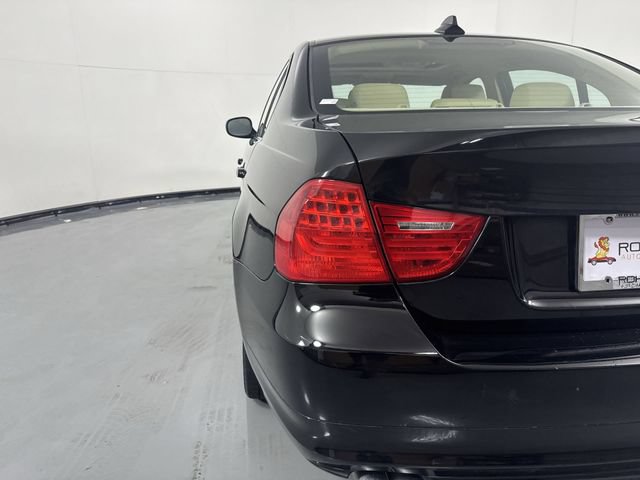 Used 2009 BMW 328i xDrive Sedan AWD/4WD image 30