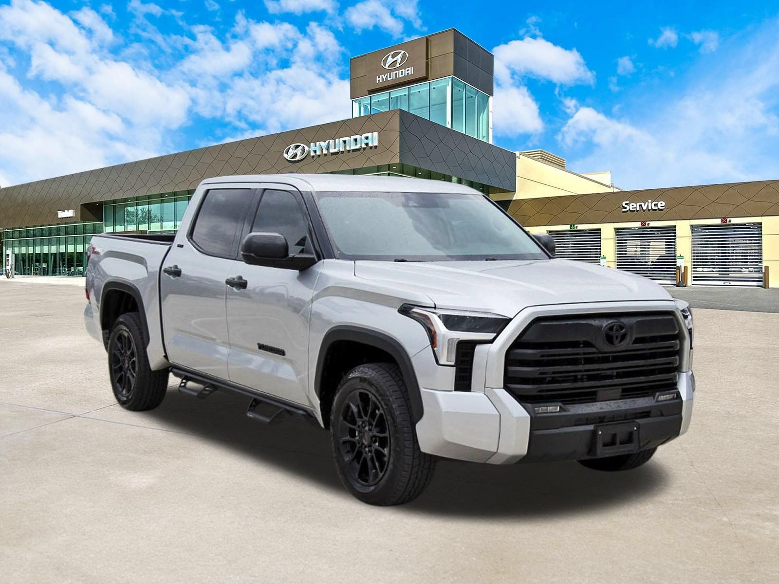 Used 2023 Toyota Tundra SR5 AWD/4WD image 3