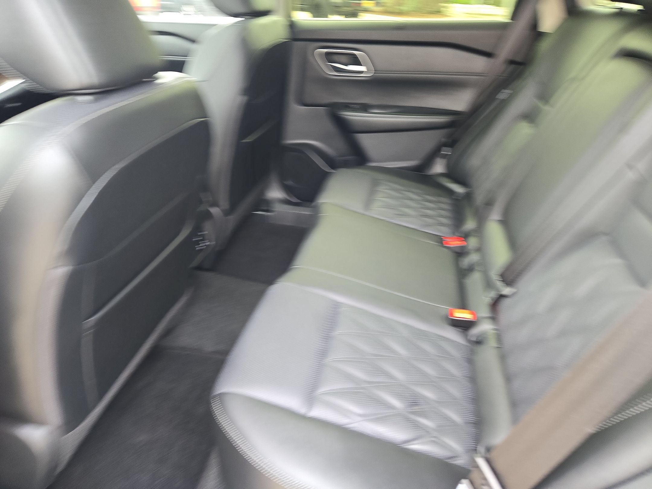Certified 2026 Nissan Rogue Platinum w/ Platinum Premium Package AWD/4WD image 14