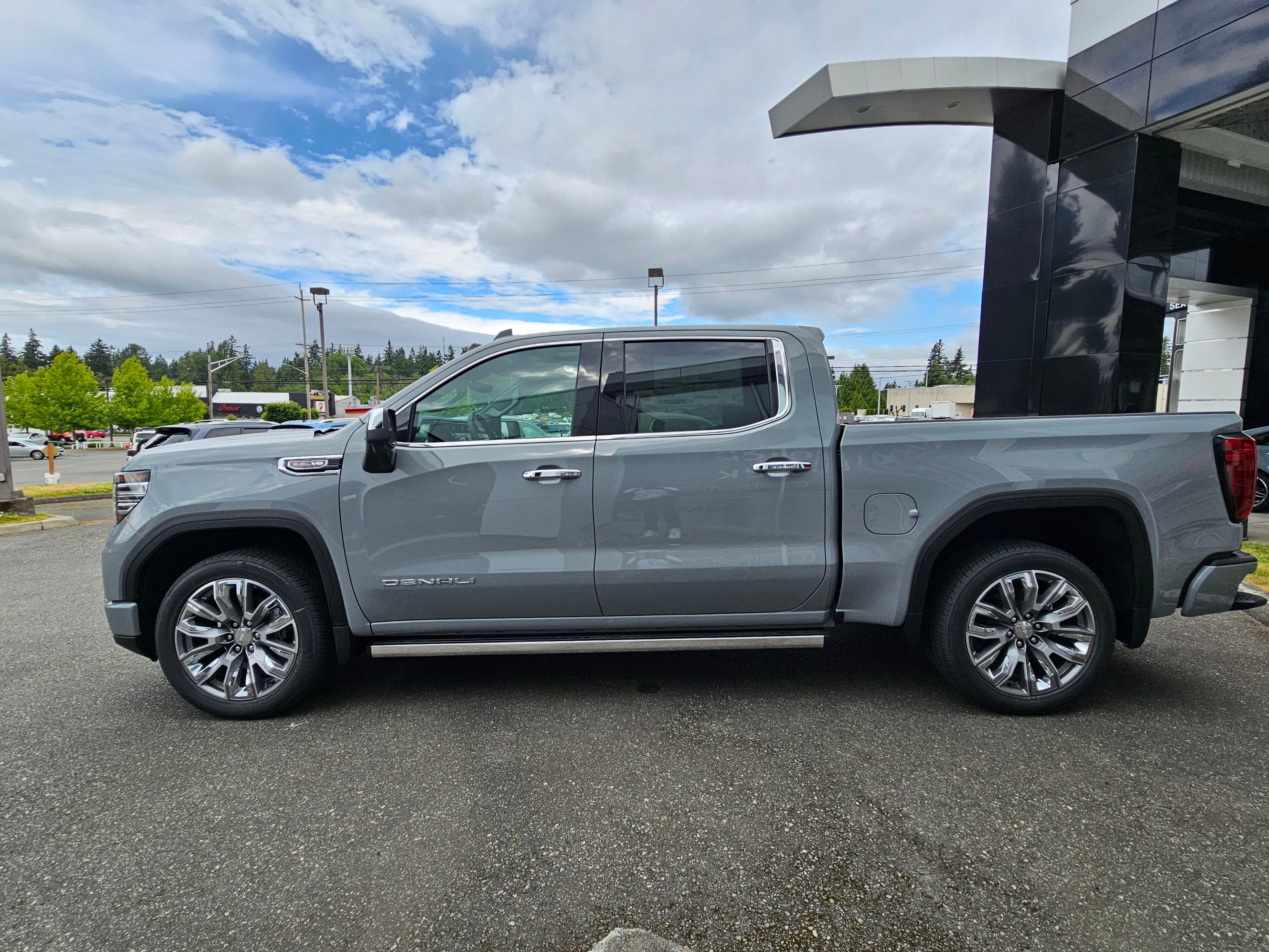New 2024 GMC Sierra 1500 Denali AWD/4WD image 6
