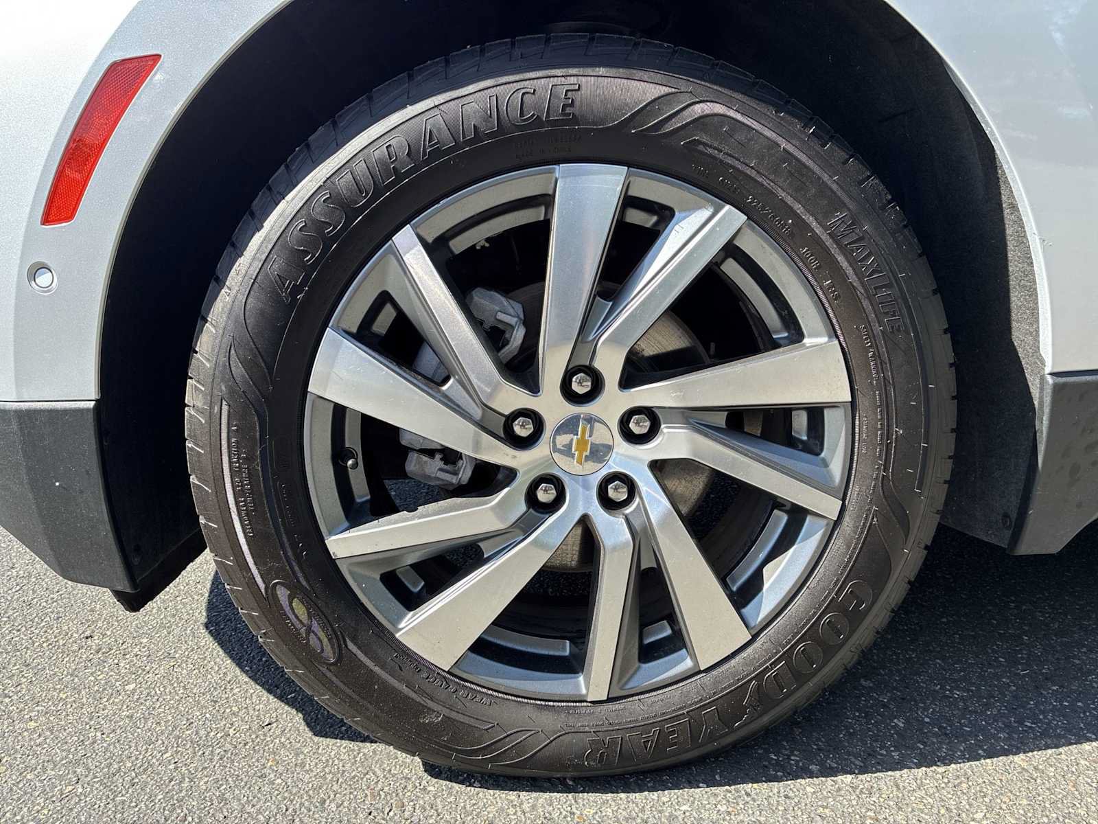 Used 2022 Chevrolet Equinox Premier AWD/4WD image 19