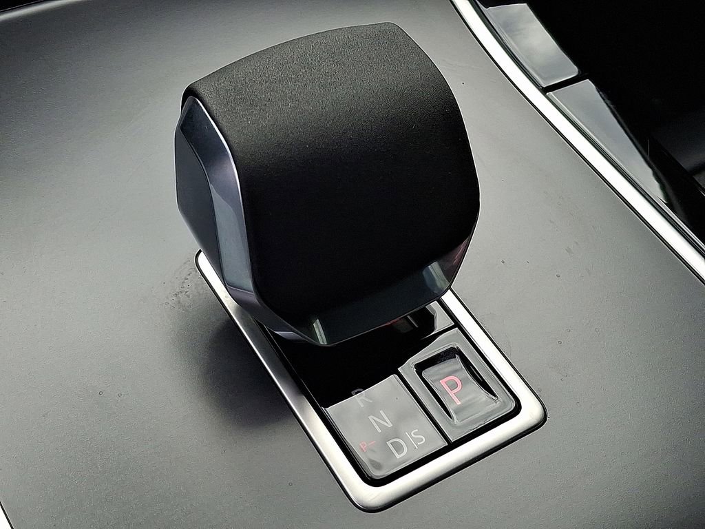 Certified 2026 Land Rover Range Rover Velar S image 20