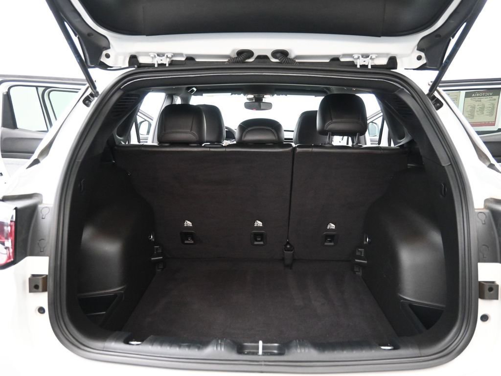 Used 2024 Jeep Compass Latitude image 14