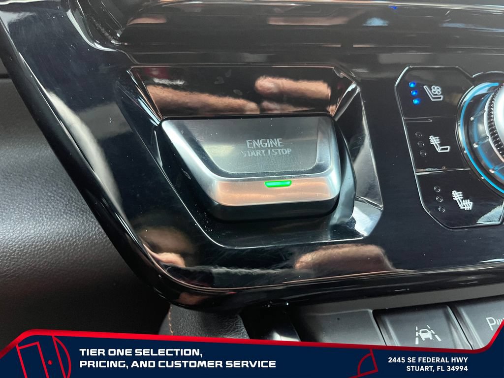 Used 2024 GMC Sierra 1500 AT4 w/ Technology Package AWD/4WD image 29