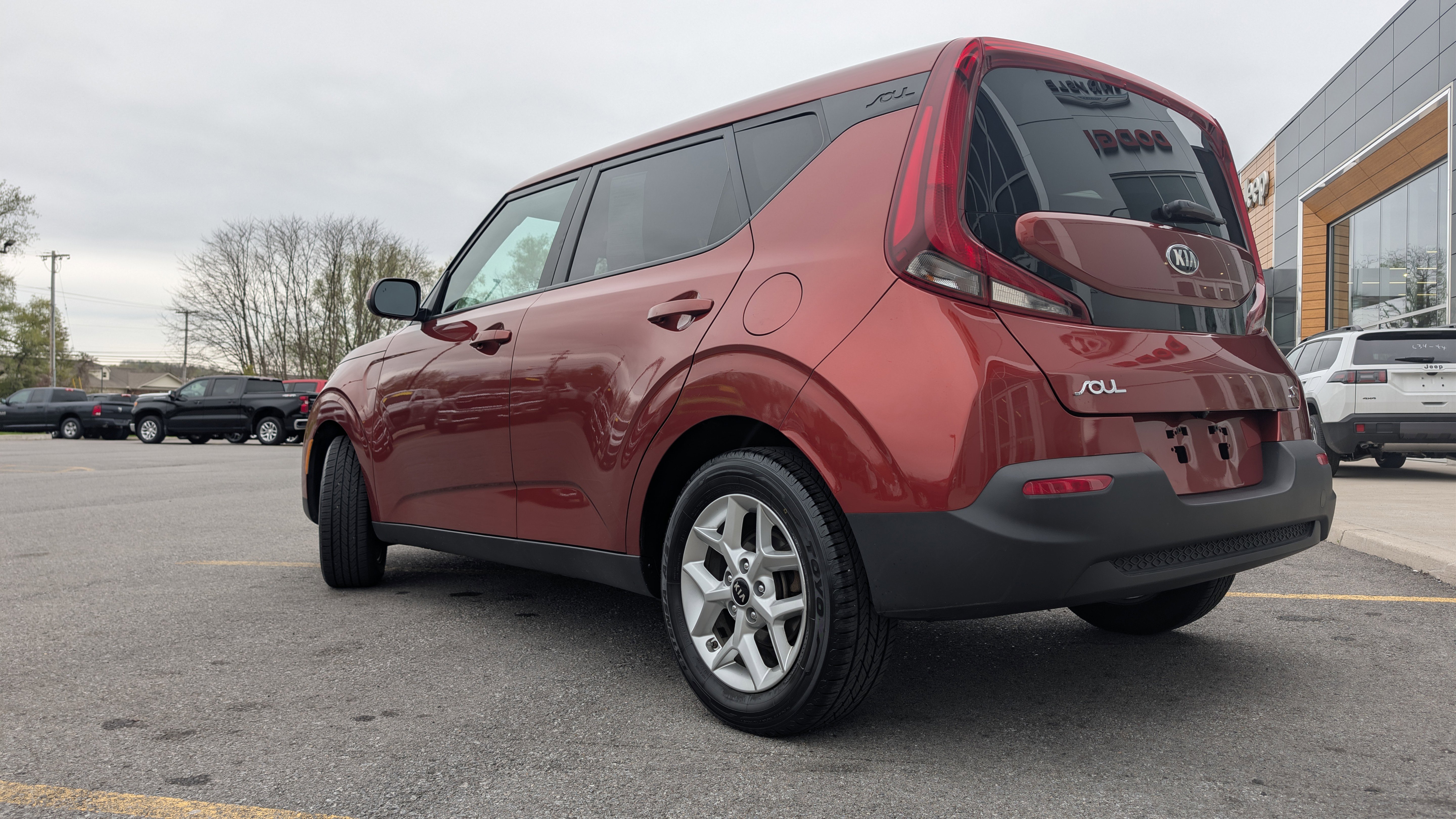 Used 2020 Kia Soul S FWD image 6