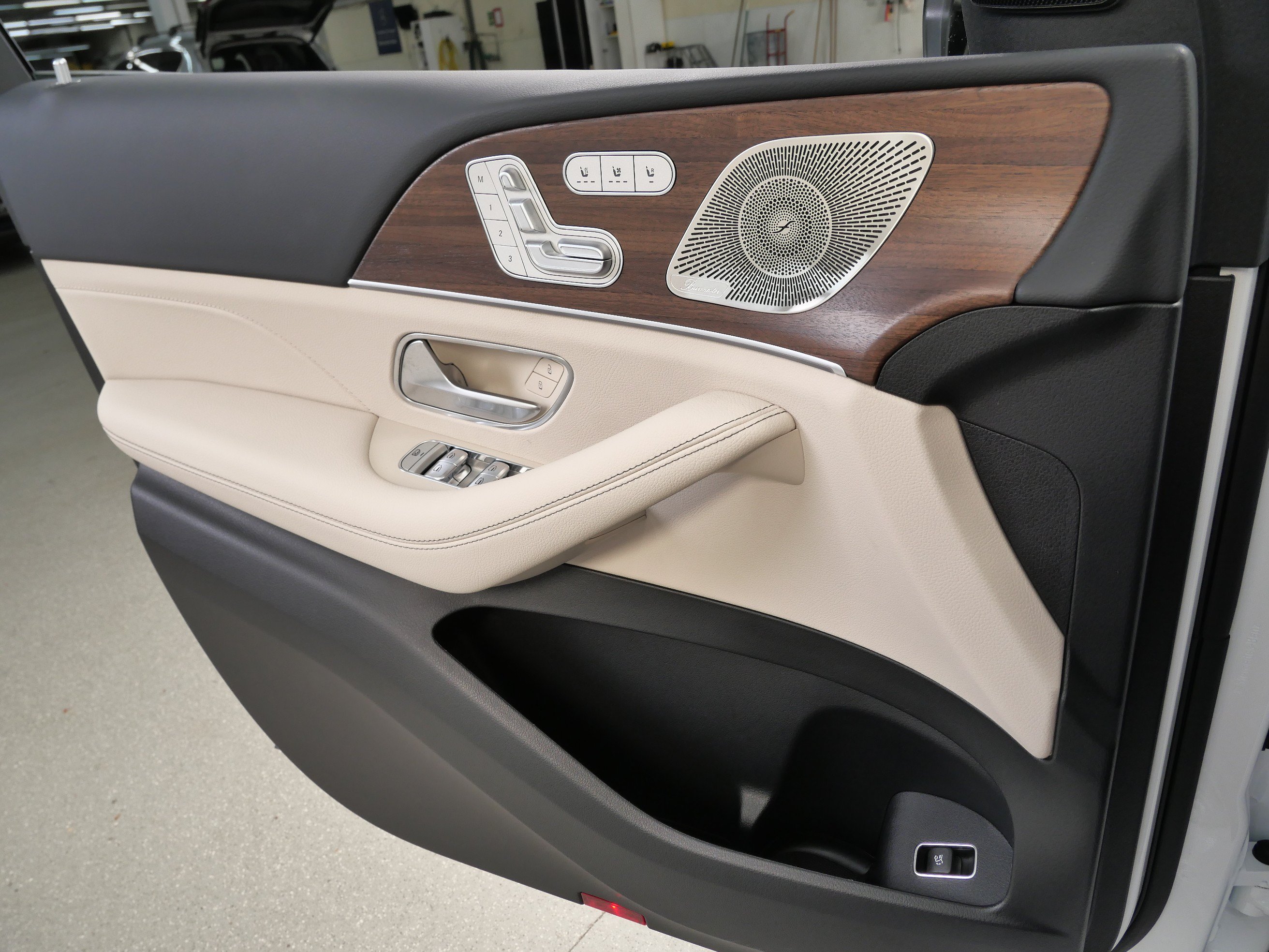 New 2026 Mercedes-Benz GLE 350 4MATIC image 13