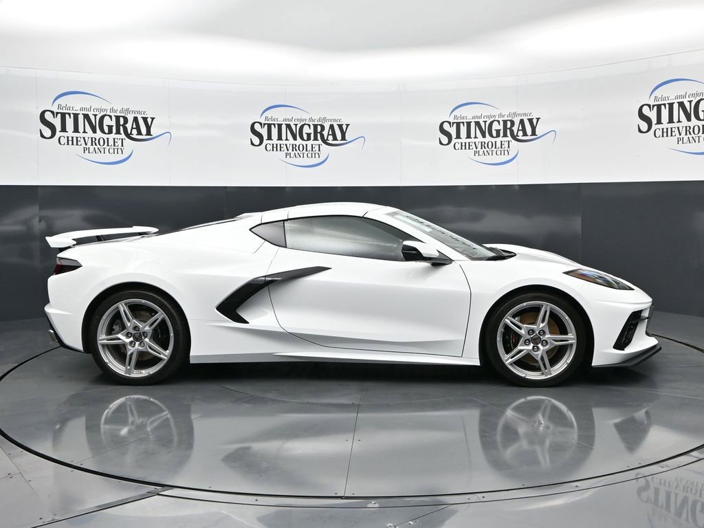 Used 2025 Chevrolet Corvette Stingray Premium Cpe w/ Z51 Performance Package image 8