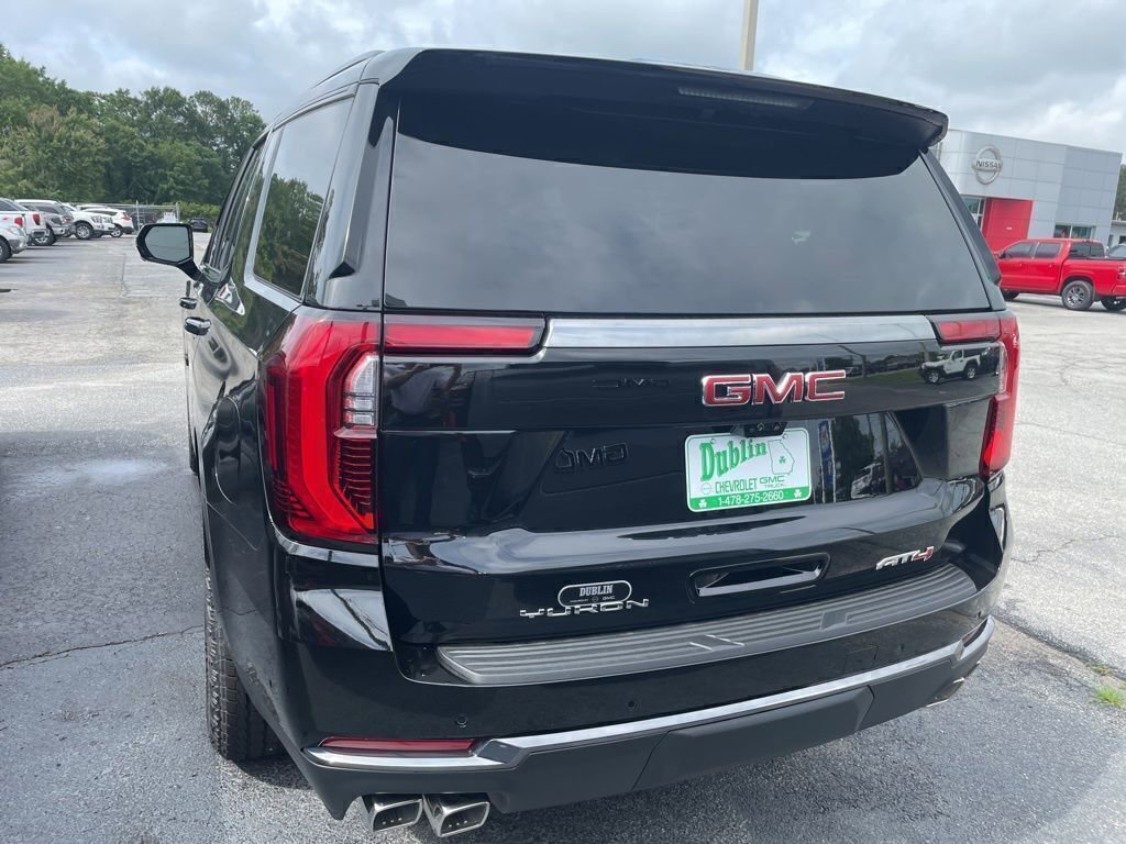 New 2026 GMC Yukon AT4 w/ AT4 Premium Plus Package AWD/4WD image 5