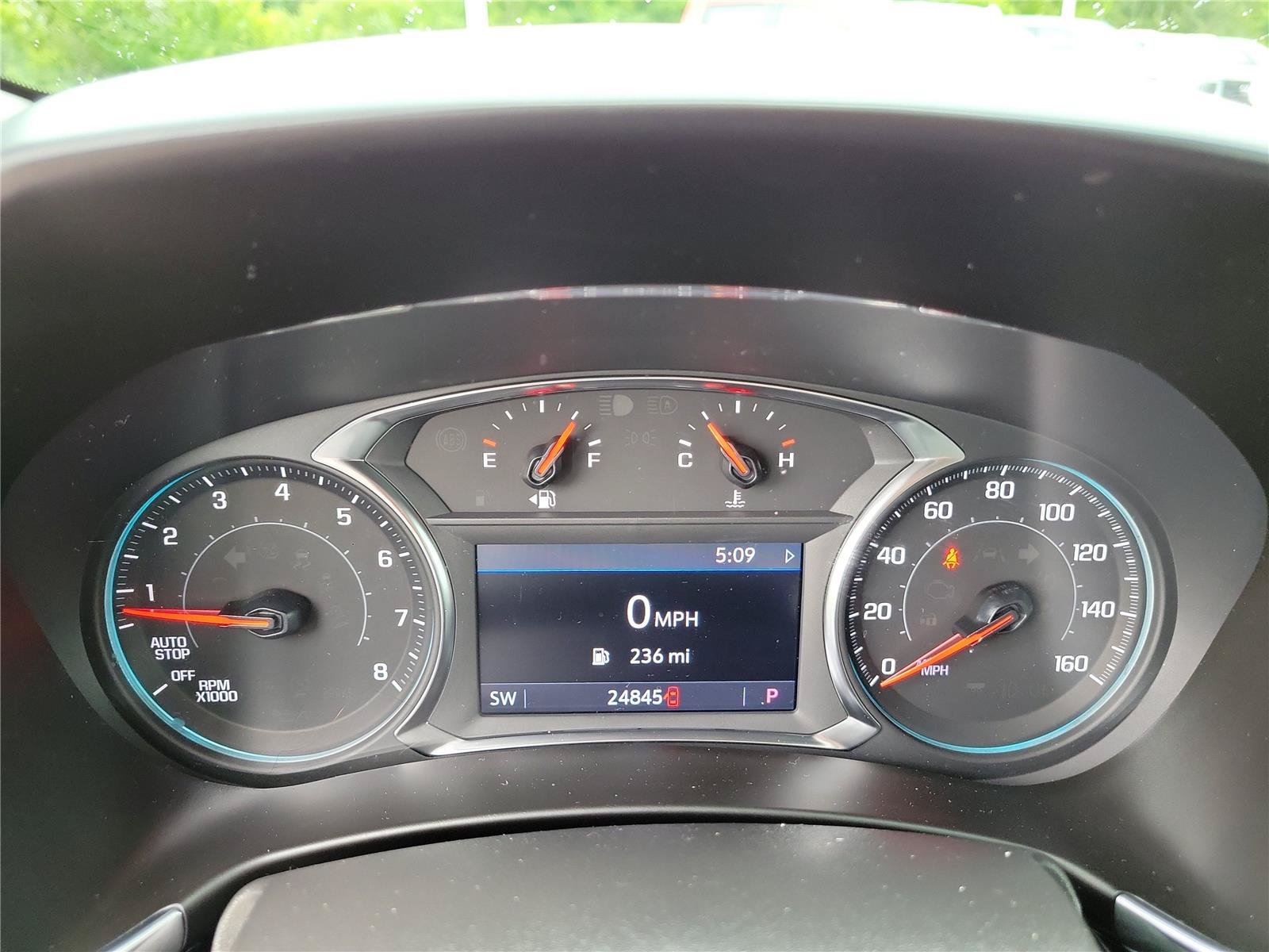 Used 2024 Chevrolet Equinox LT FWD image 27