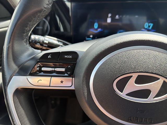 Used 2024 Hyundai Elantra Limited FWD image 29