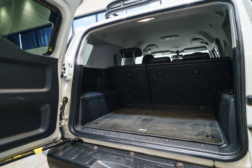Used 2010 Toyota FJ Cruiser 4WD image 15