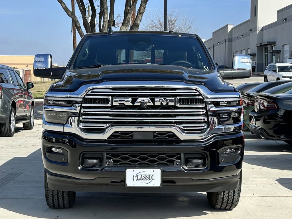 Used 2026 RAM 2500 Laramie AWD/4WD image 9