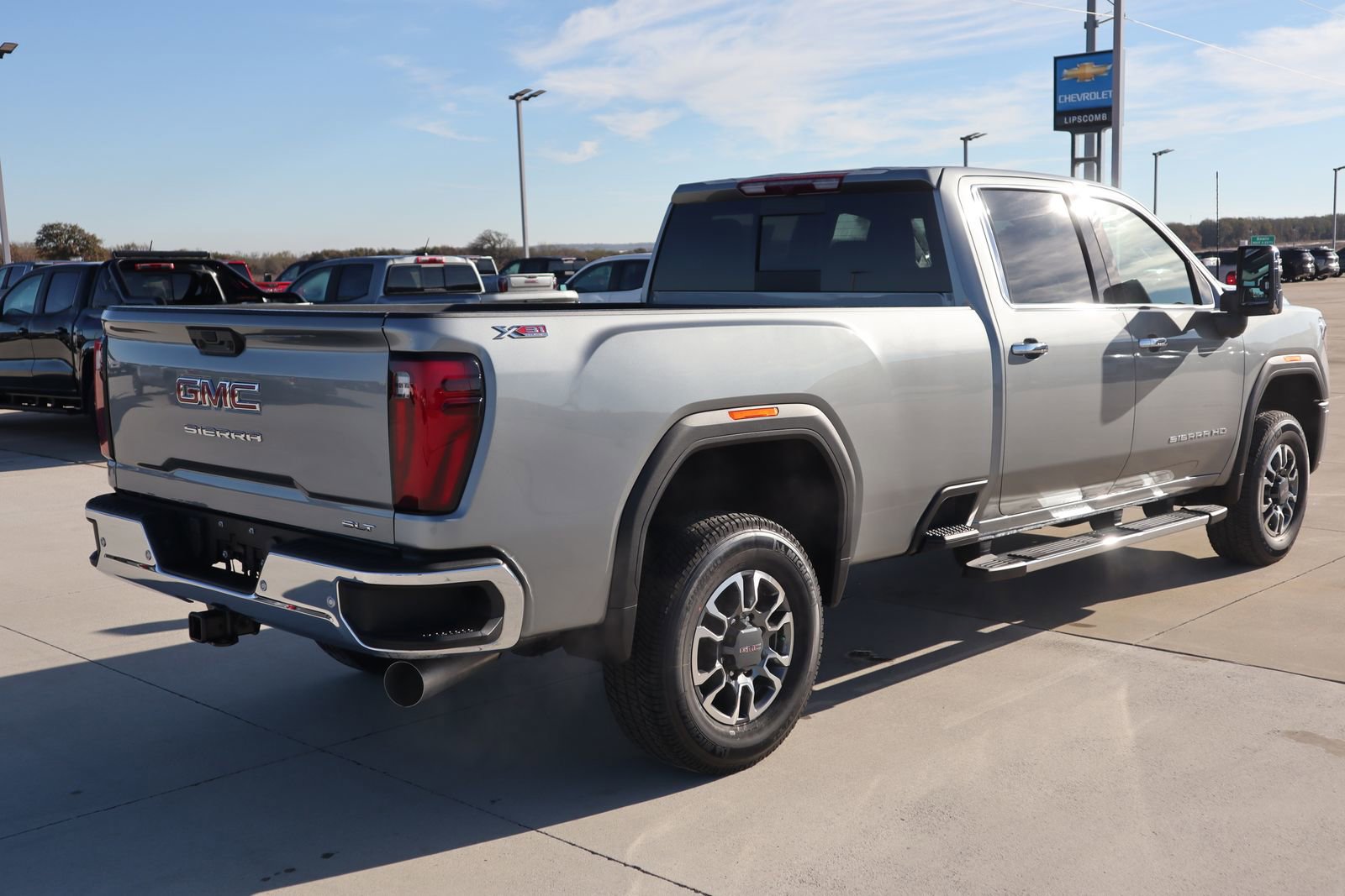 New 2026 GMC Sierra 3500 SLT w/ Texas SLT Premium Package AWD/4WD image 4