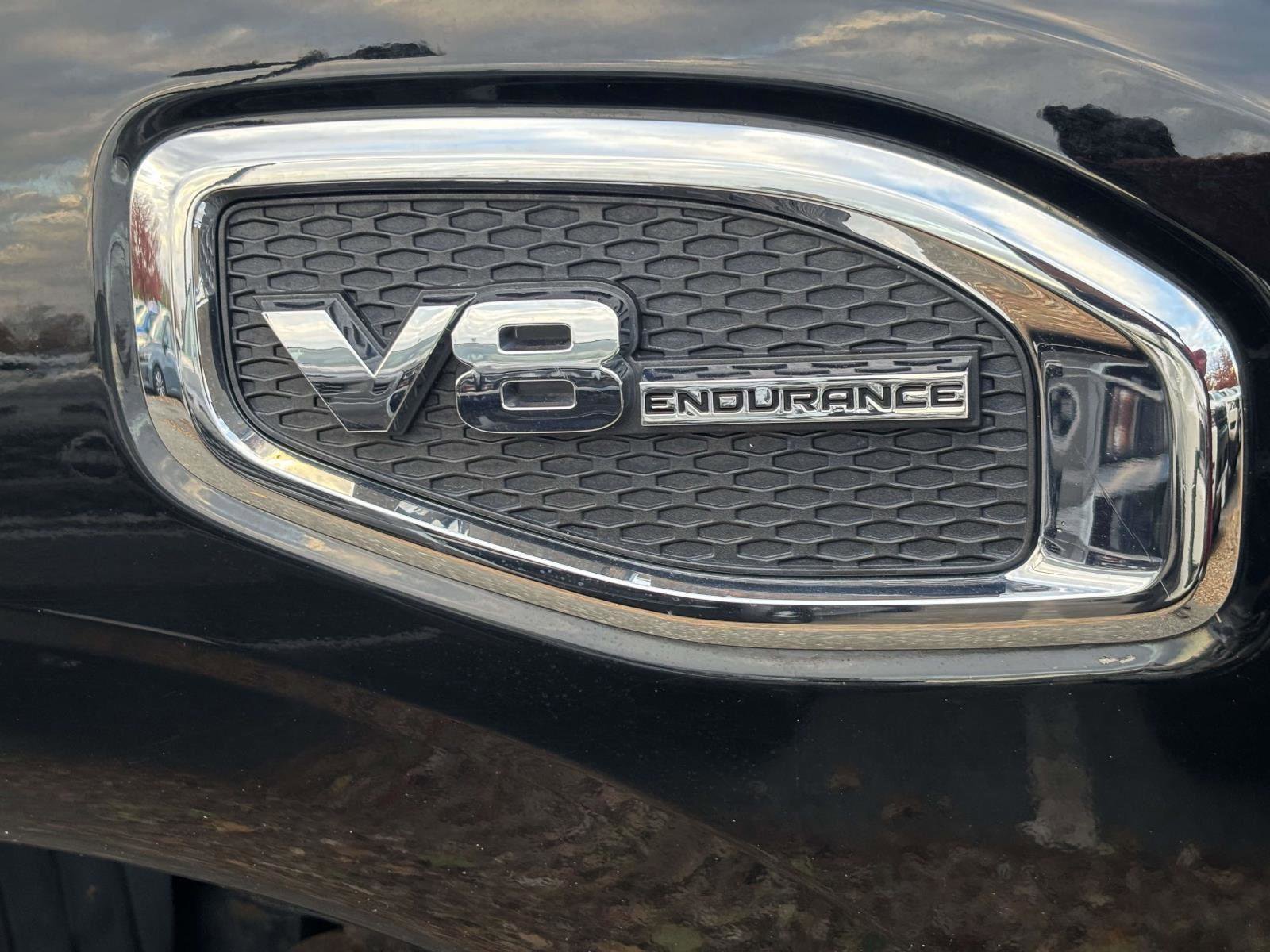 Used 2022 Nissan Titan S image 11