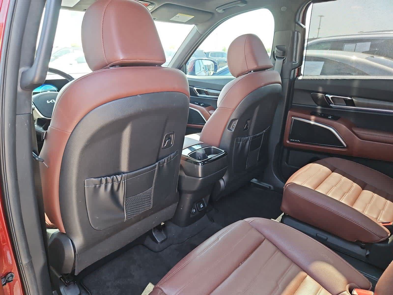 Used 2024 Kia Telluride SX Prestige AWD/4WD image 17