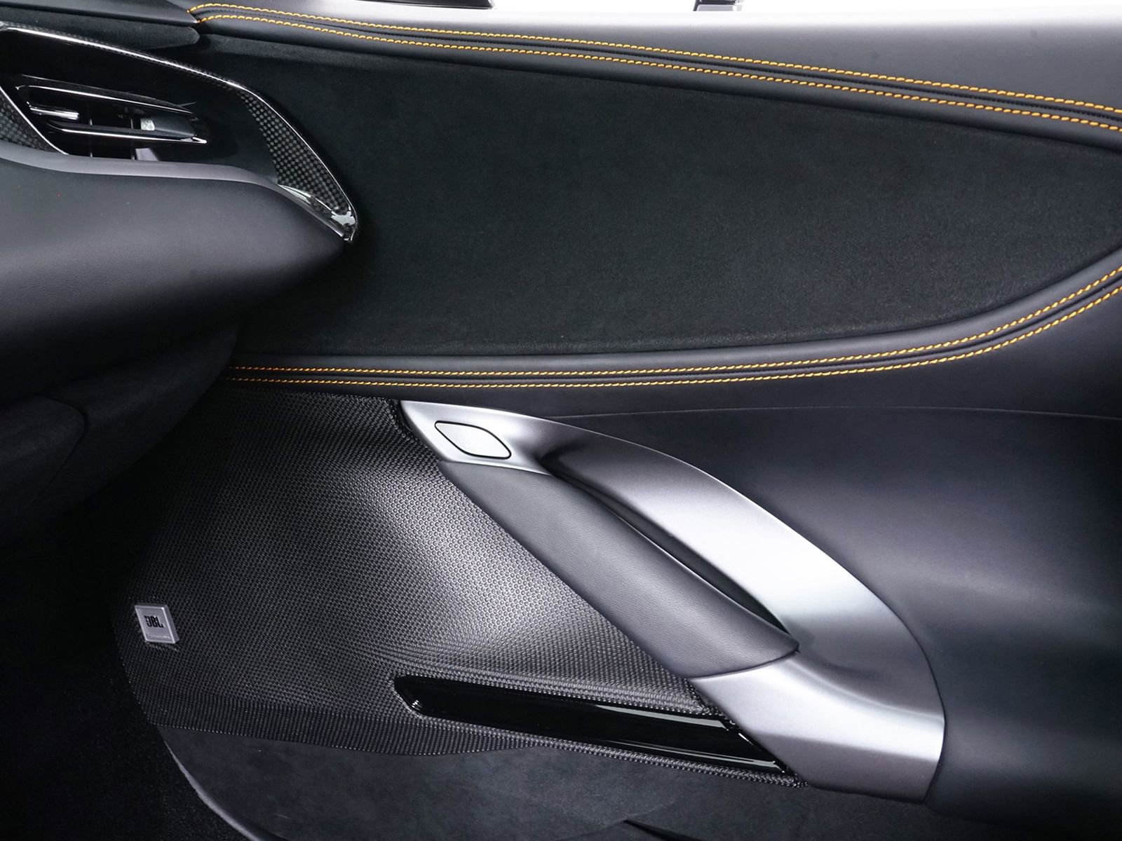 Used 2023 Ferrari SF90 Stradale image 25