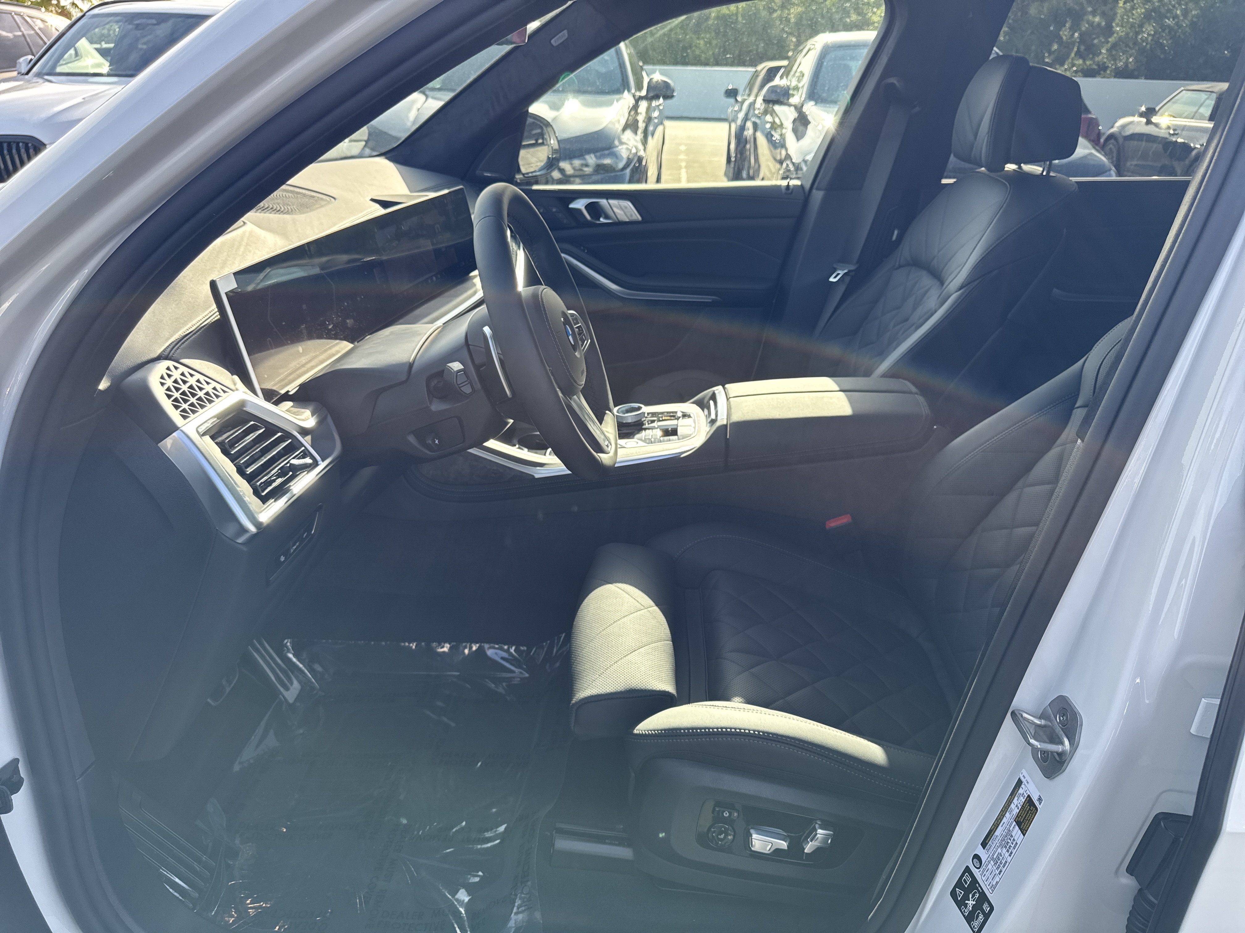 New 2027 BMW X7 xDrive40i w/ Executive Package AWD/4WD image 15