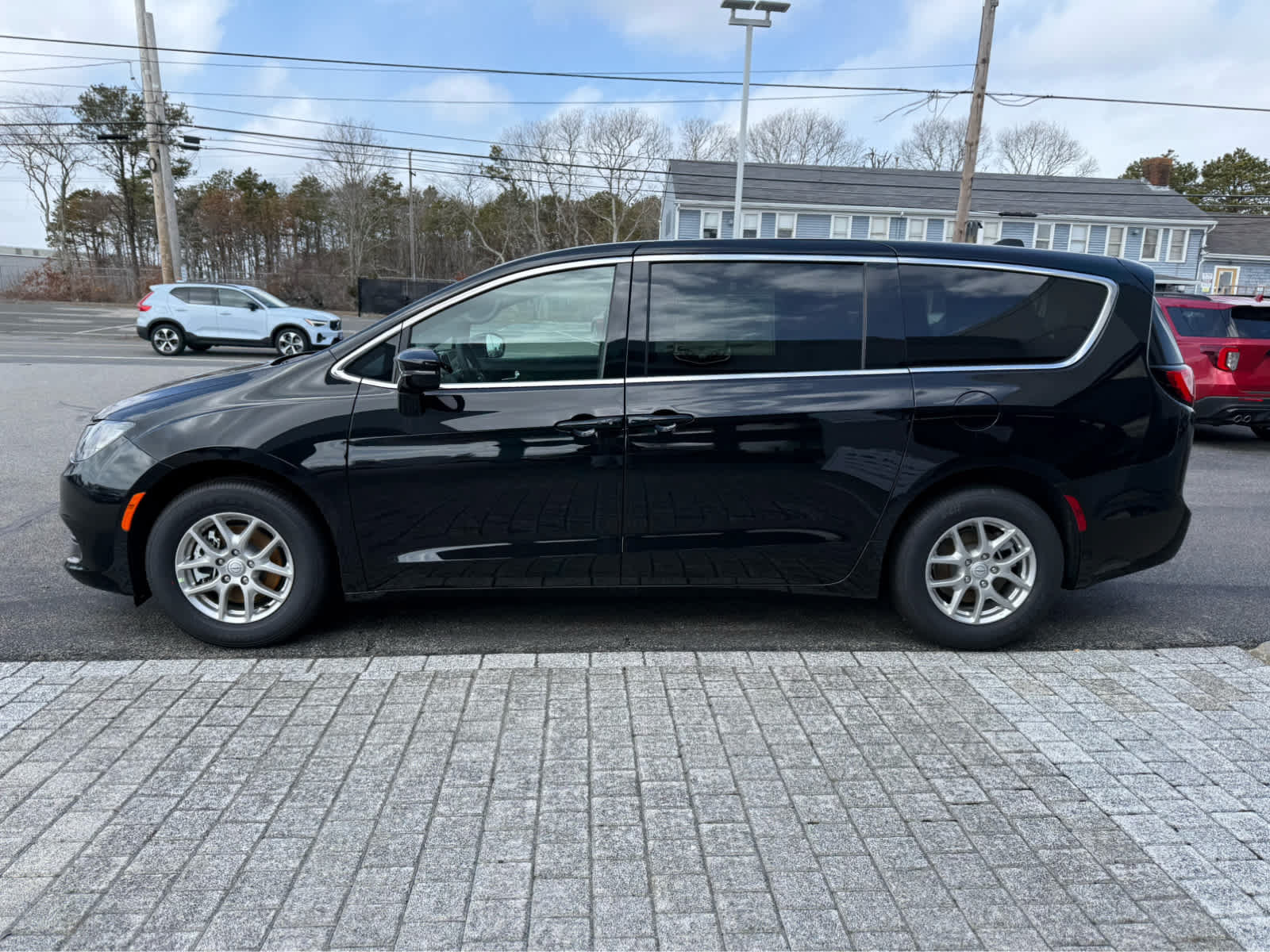 New 2026 Chrysler Voyager LX FWD image 4