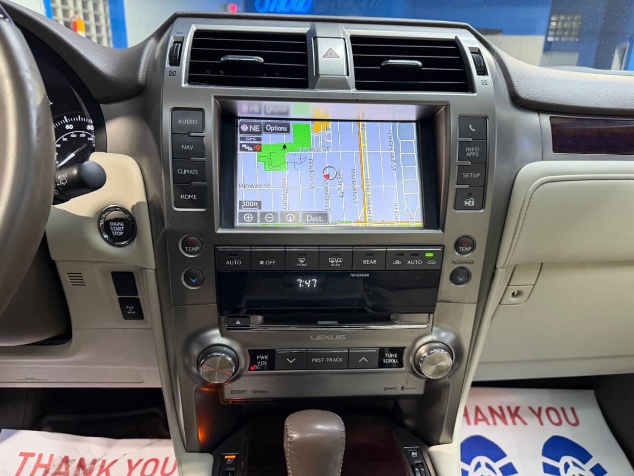 Used 2017 Lexus GX 460 Premium w/ Premium Package image 27