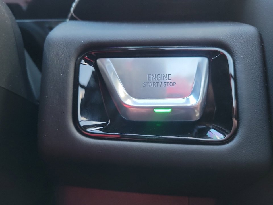 Used 2025 GMC Yukon AT4 Ultimate image 20