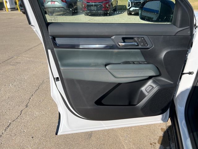 New 2026 GMC Terrain AT4 w/ Convenience Package III image 13