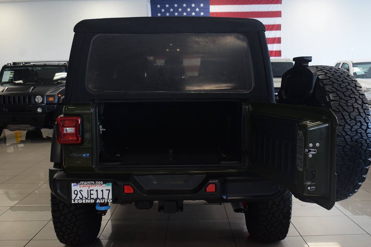 Used 2022 Jeep Wrangler Unlimited Rubicon 4xe w/ Cold Weather Group AWD/4WD image 16