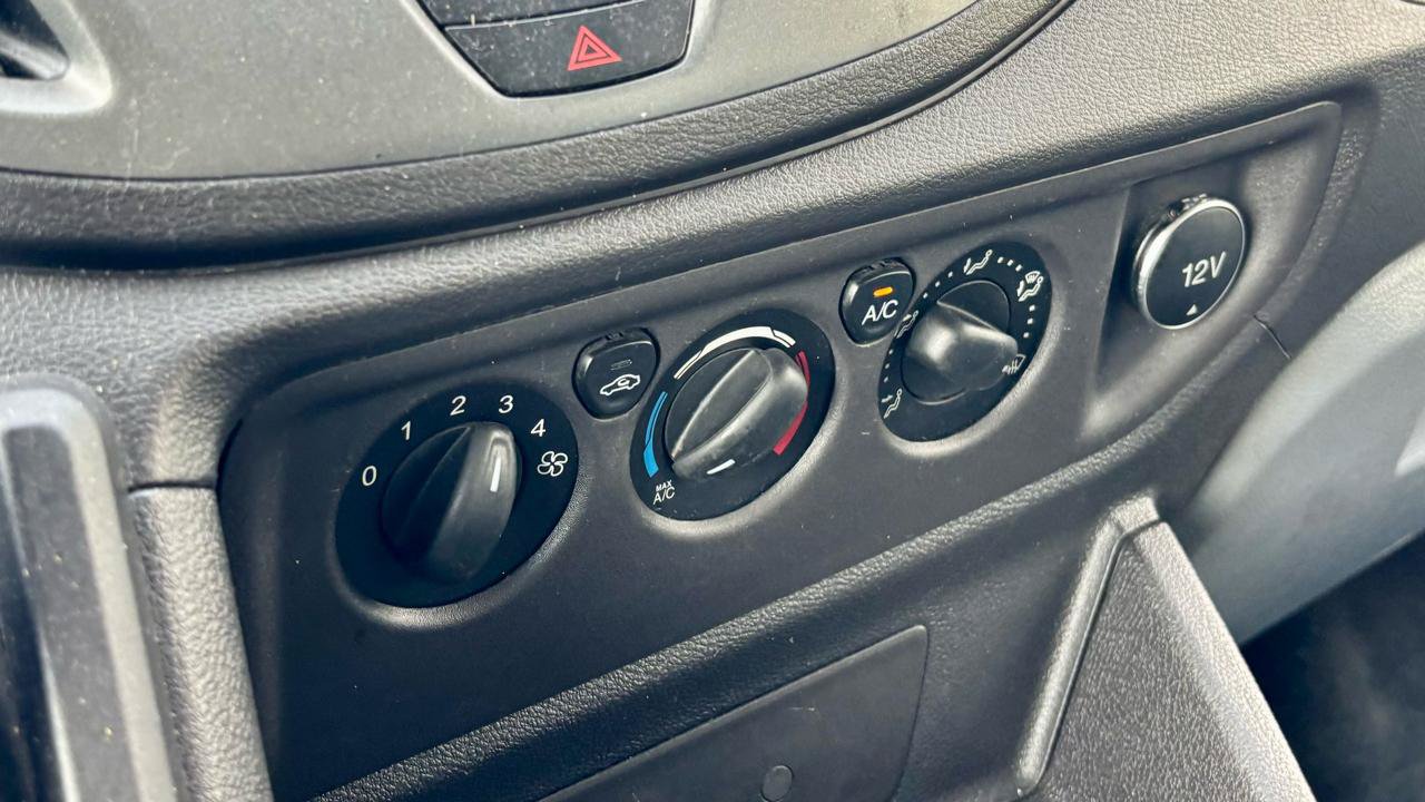 Used 2019 Ford Transit 350 XL RWD image 14