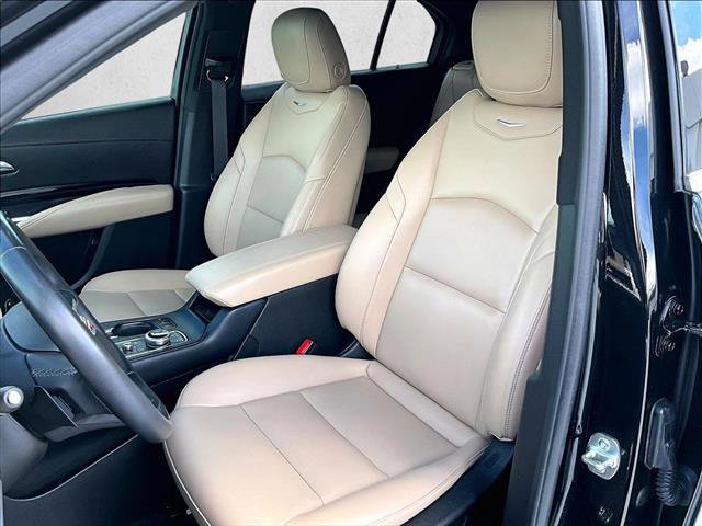 Certified 2024 Cadillac XT4 Luxury FWD image 27