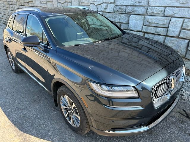 Used 2023 Lincoln Nautilus FWD w/ Premium Package image 7