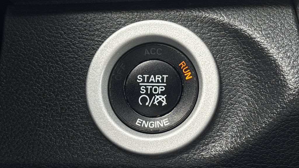Used 2016 RAM 1500 Limited AWD/4WD image 34