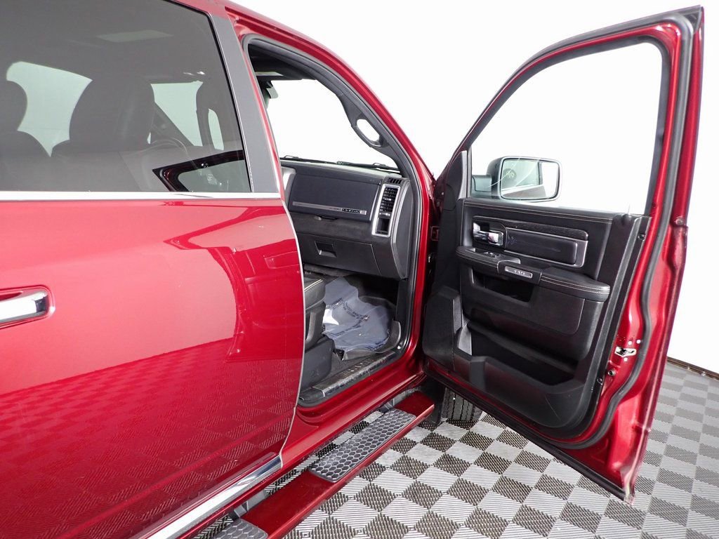 Used 2018 RAM 1500 Limited image 31