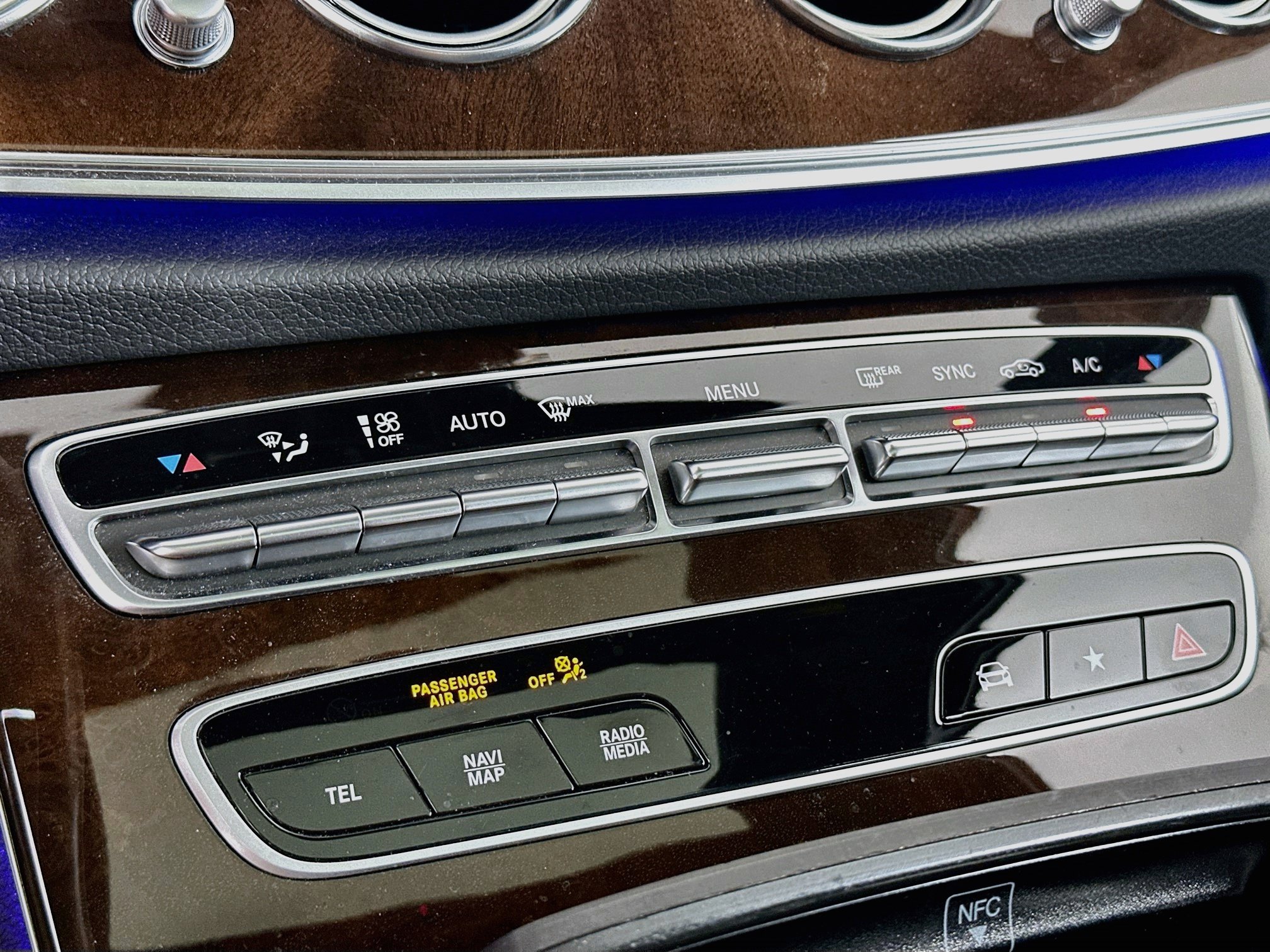 Used 2023 Mercedes-Benz E 350 4MATIC Sedan image 24