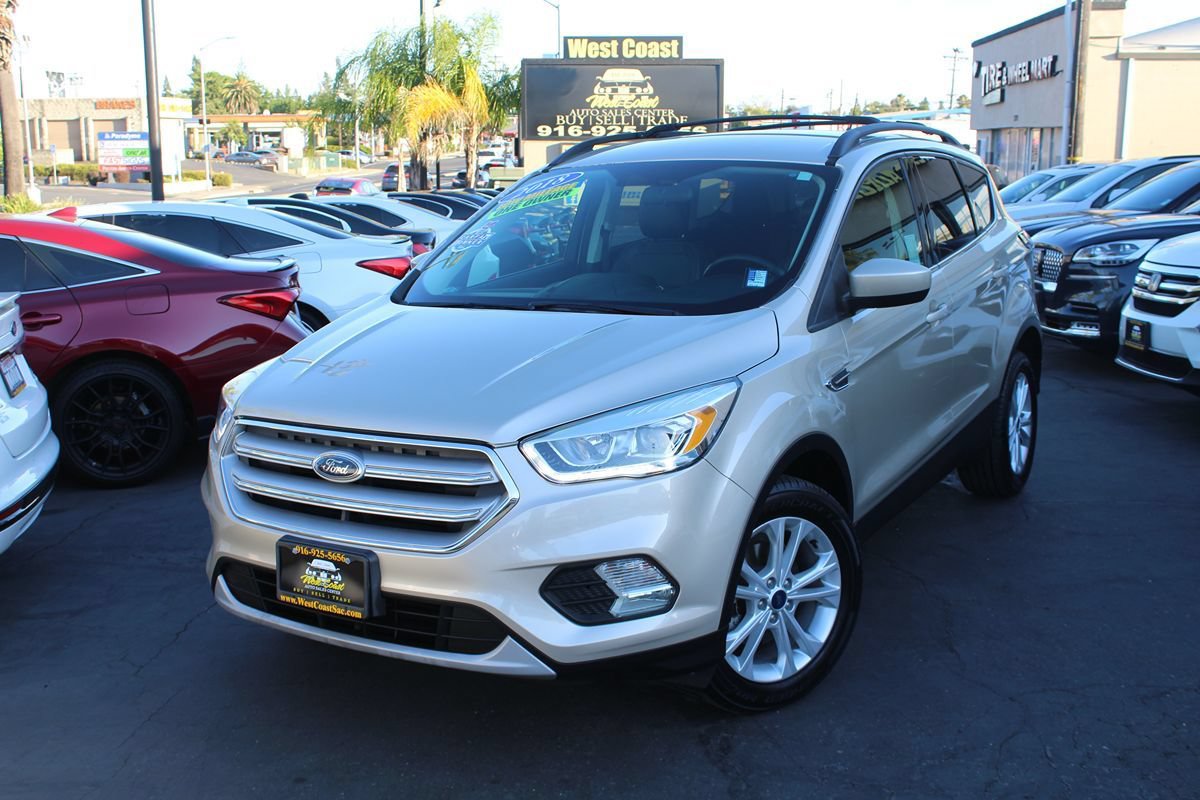 Used 2018 Ford Escape SEL FWD image 37