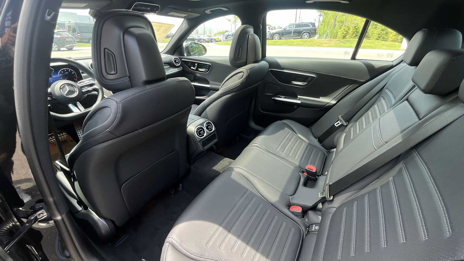 New 2026 Mercedes-Benz C 300 4MATIC Sedan image 12