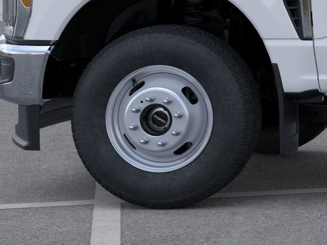 New 2026 Ford F350 XLT w/ FX4 Off-Road Package image 19