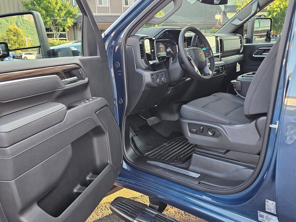 New 2026 Chevrolet Silverado 3500 LT w/ Trail Boss Package AWD/4WD image 24