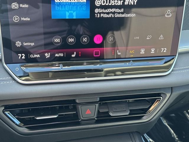 New 2026 Volkswagen Tiguan SE FWD image 21