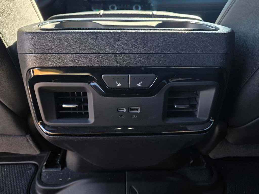 Used 2025 GMC Sierra 1500 AT4 w/ AT4 Premium Package image 24