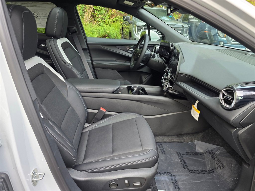 New 2026 Chevrolet Blazer EV LT image 11