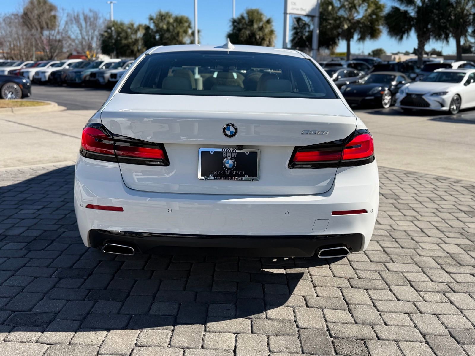 Used 2023 BMW 530i w/ Convenience Package image 10
