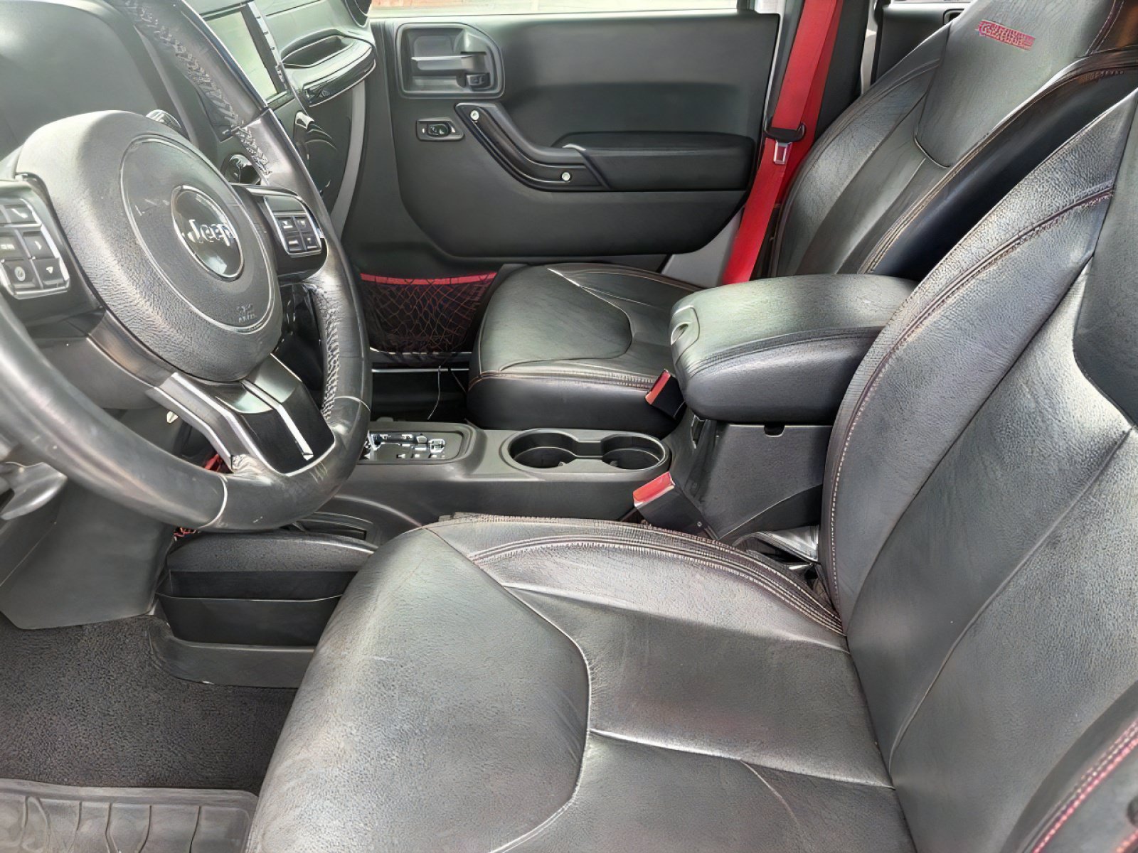 Used 2017 Jeep Wrangler Unlimited Rubicon AWD/4WD image 15