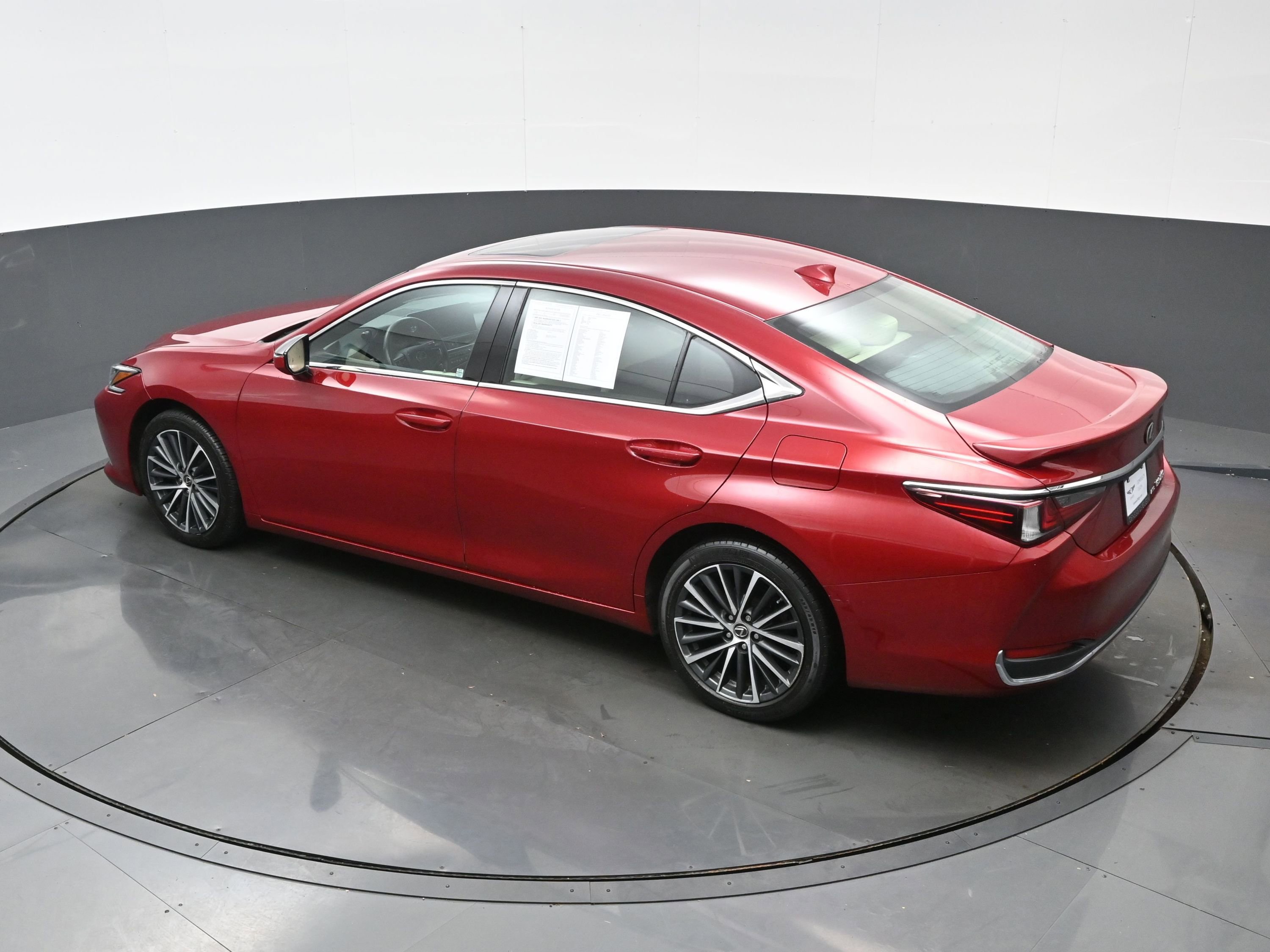 Used 2022 Lexus ES 250 w/ Premium Package image 36